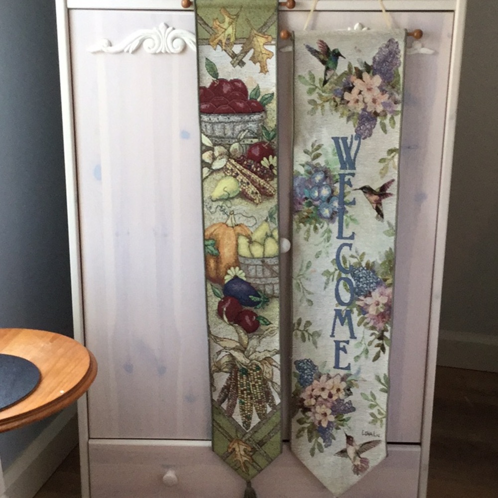 Welcome and fall door banners